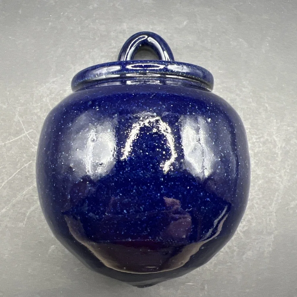 Vintage Geri-B Pottery Cobalt Blue Ceramic Wall Pocket Hanging Vase Geri Bell AL